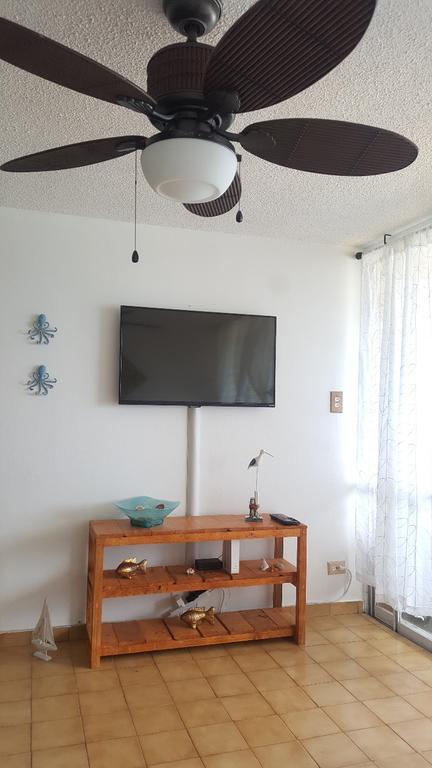 Beach Front Apartment In לוקווילו מראה חיצוני תמונה